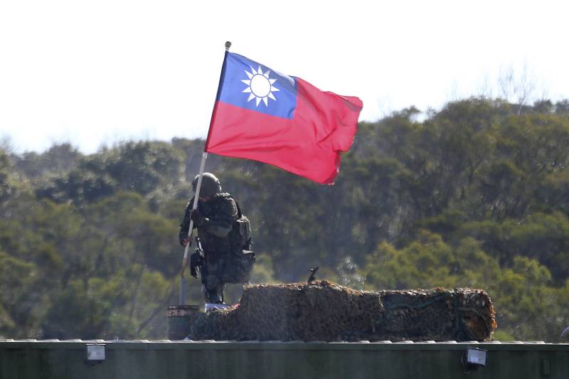 Missili ipersonici, droni killer, Marines: ecco il gioco da tavolo che simula la guerra a Taiwan
