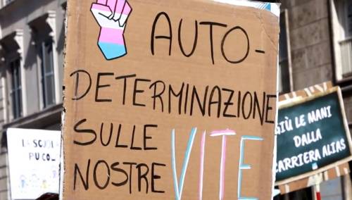 Visite e controlli. Giro di vite sul cambio sesso