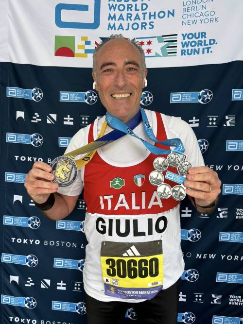 "In emergenza Covid ci tolse peso dal cuore. La medaglia è sua"
